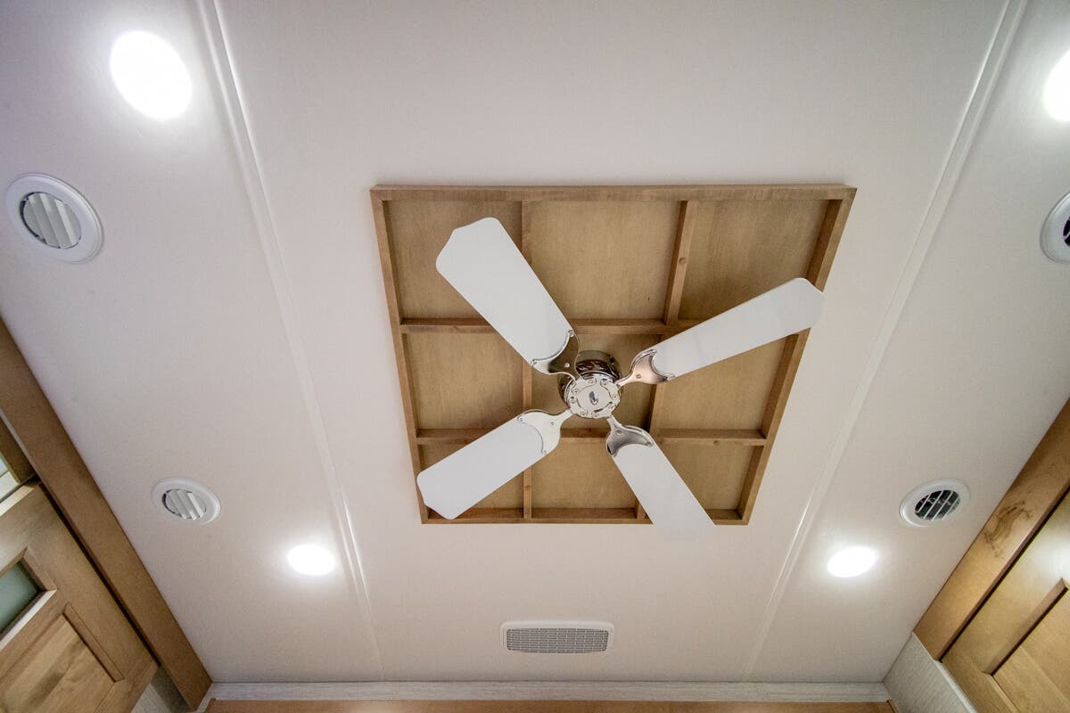 Bus-Stuff.com Class A Rv For Sale