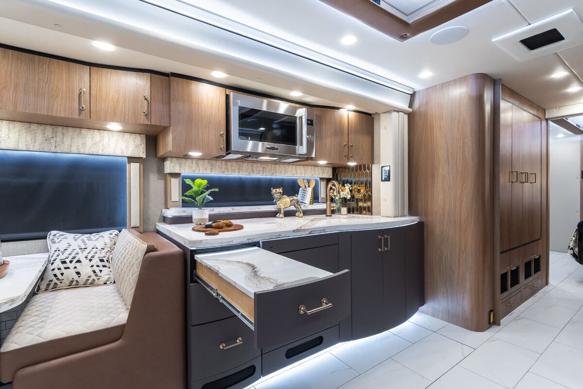 Bus-Stuff.com Class A Rv For Sale