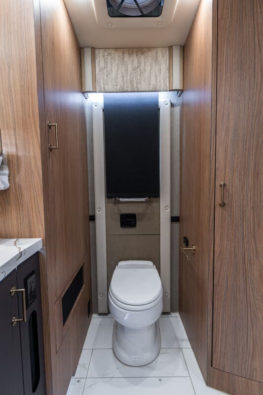 Bus-Stuff.com Class A Rv For Sale