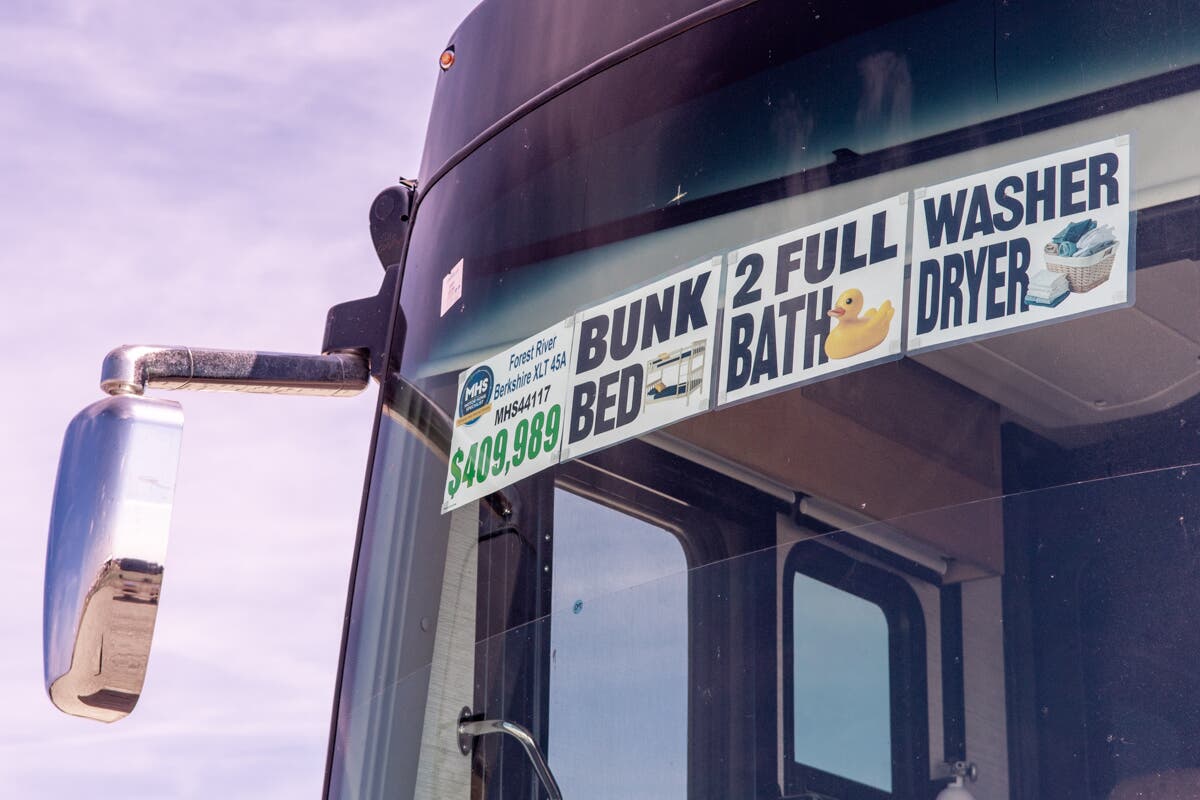 Bus-Stuff.com Class A Rv For Sale