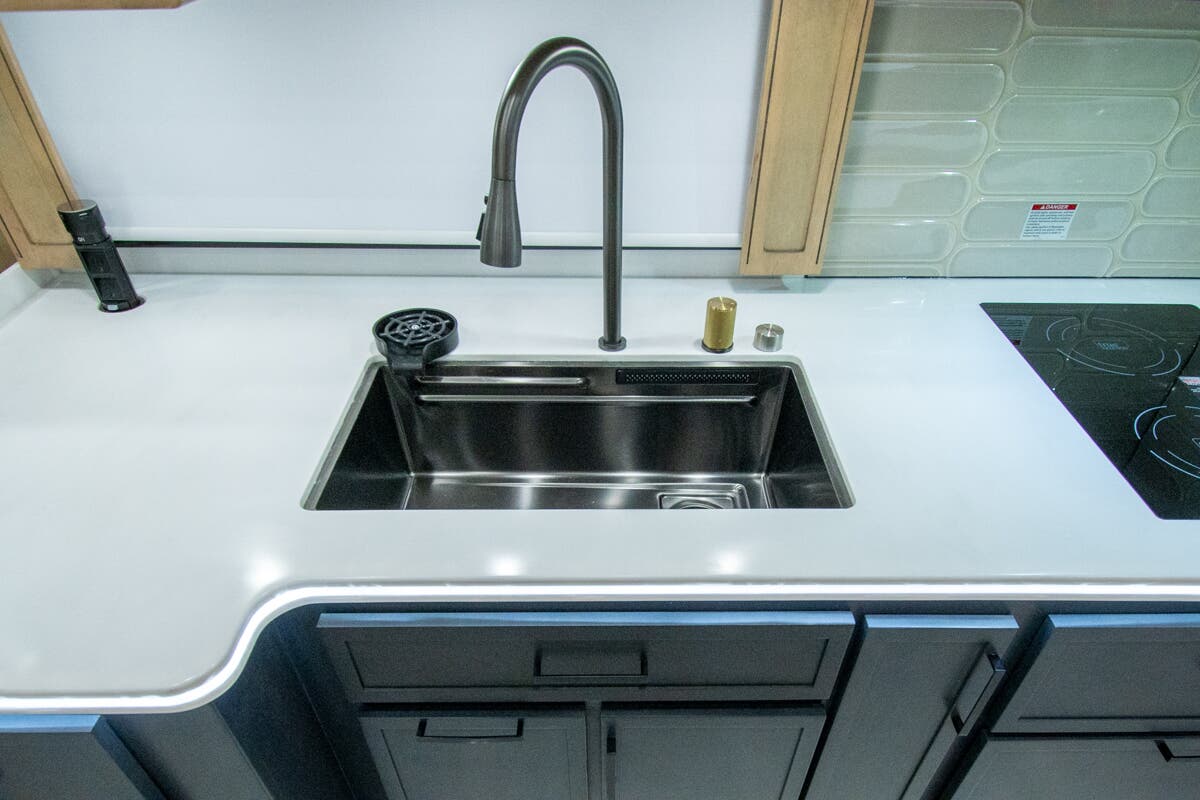 Bus-Stuff.com Class A Rv For Sale