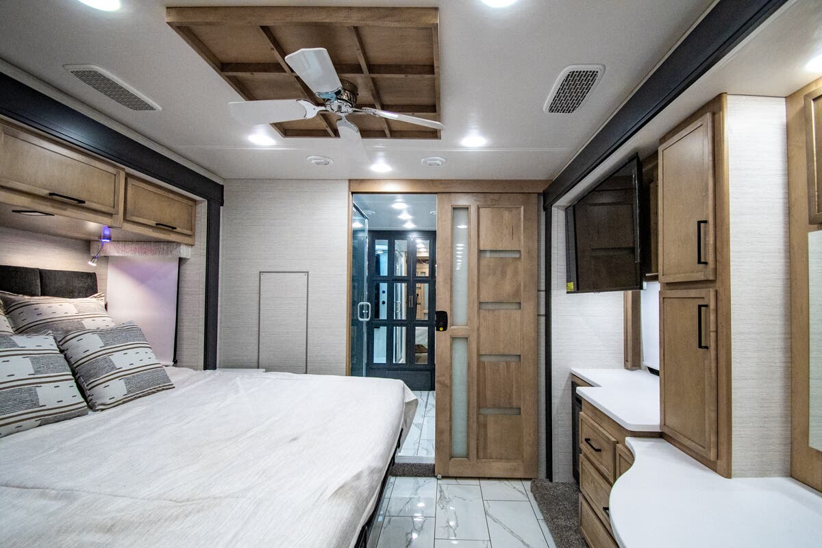 Bus-Stuff.com Class A Rv For Sale