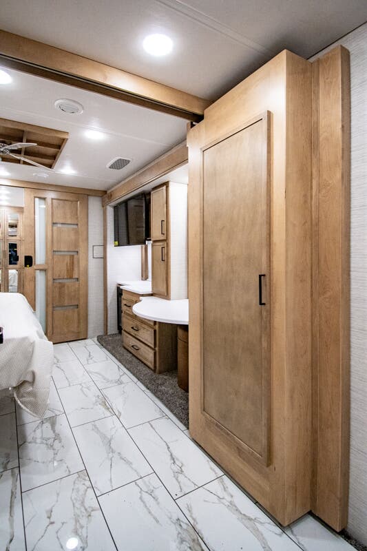 Bus-Stuff.com Class A Rv For Sale