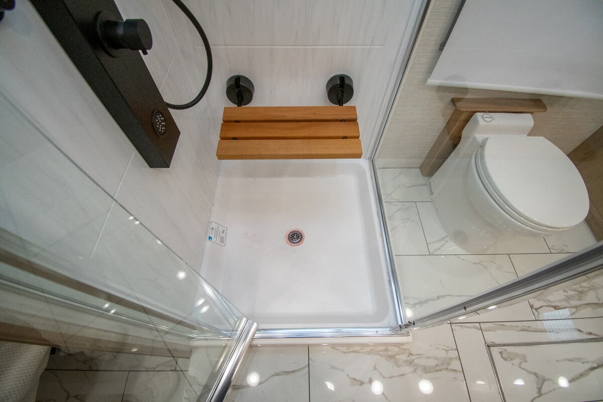 Bus-Stuff.com Class A Rv For Sale