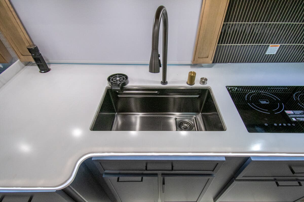 Bus-Stuff.com Class A Rv For Sale