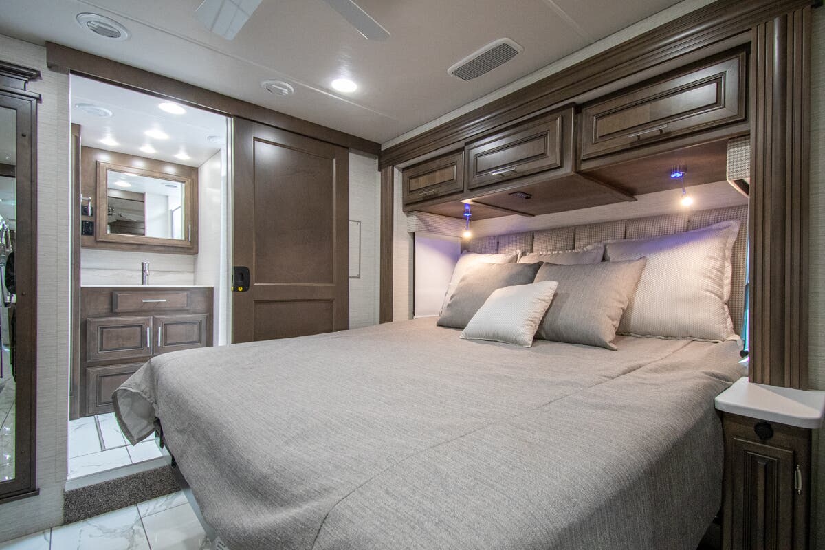 Bus-Stuff.com Class A Rv For Sale