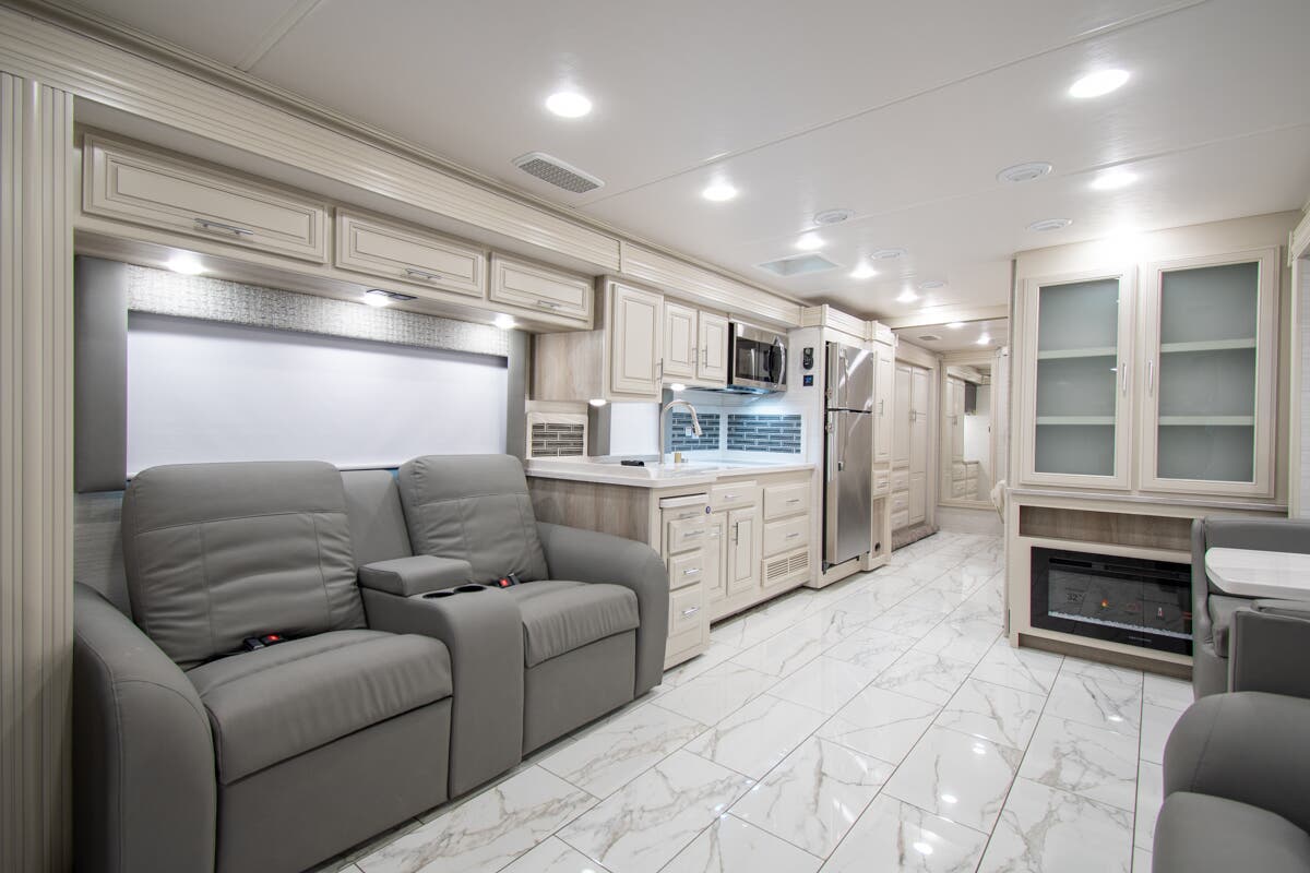 Bus-Stuff.com Class A Rv For Sale