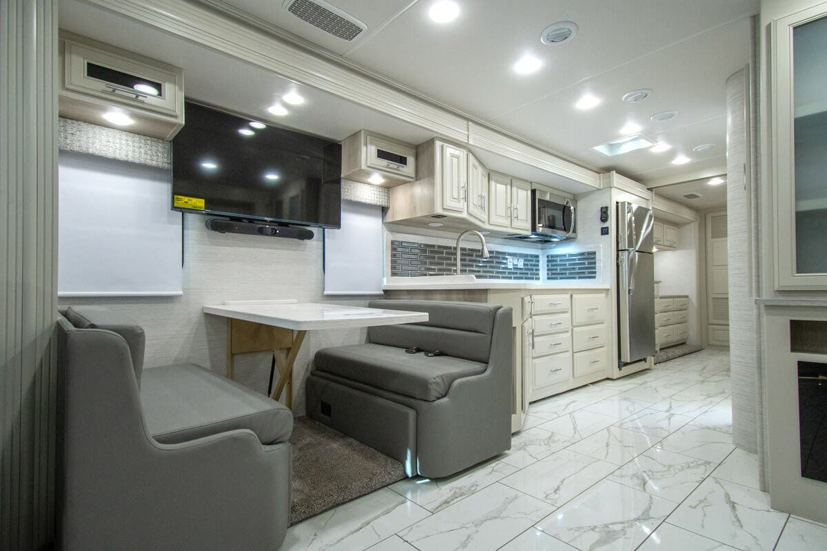 Bus-Stuff.com Class A Rv For Sale