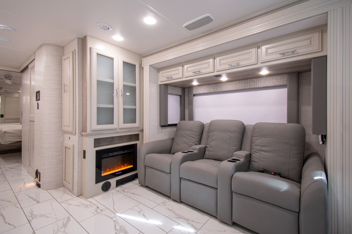 Bus-Stuff.com Class A Rv For Sale