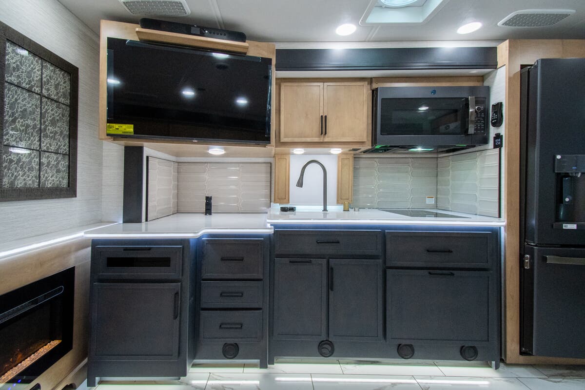 Bus-Stuff.com Class A Rv For Sale