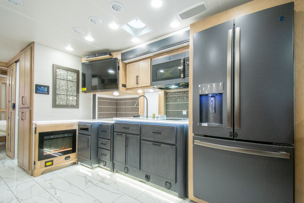 Bus-Stuff.com Class A Rv For Sale