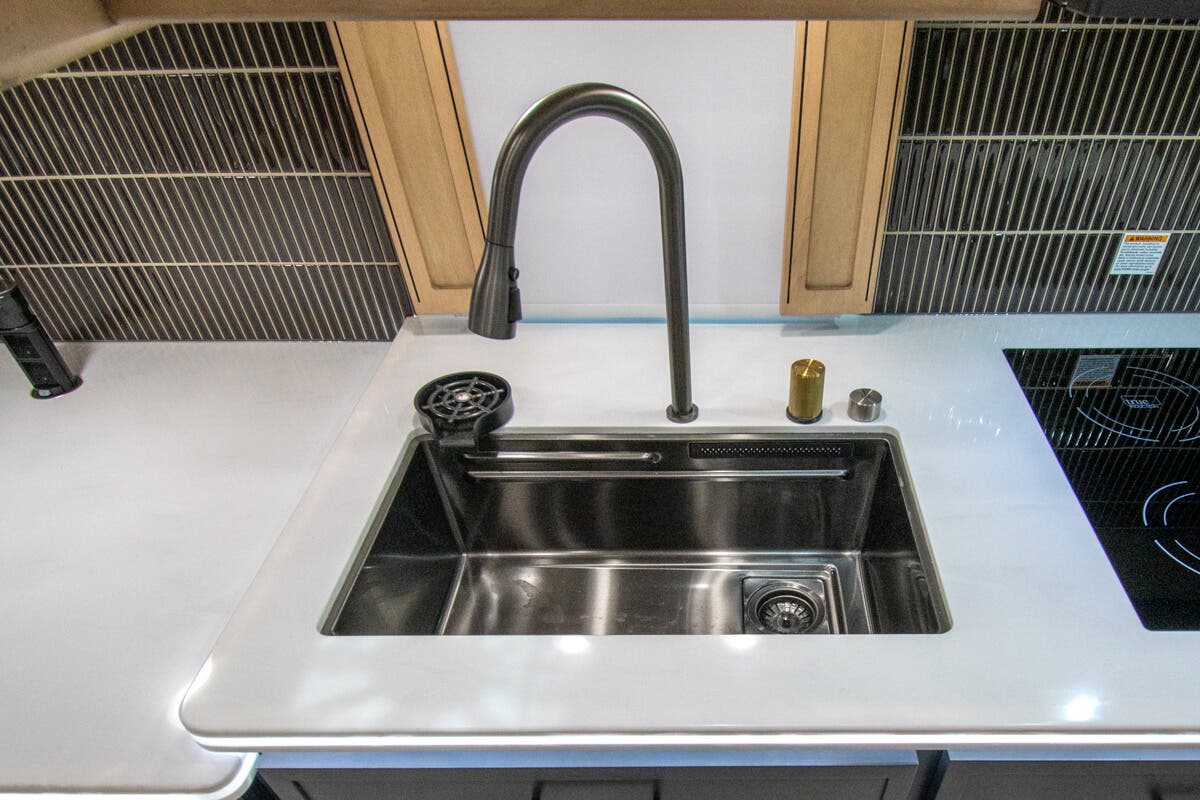 Bus-Stuff.com Class A Rv For Sale