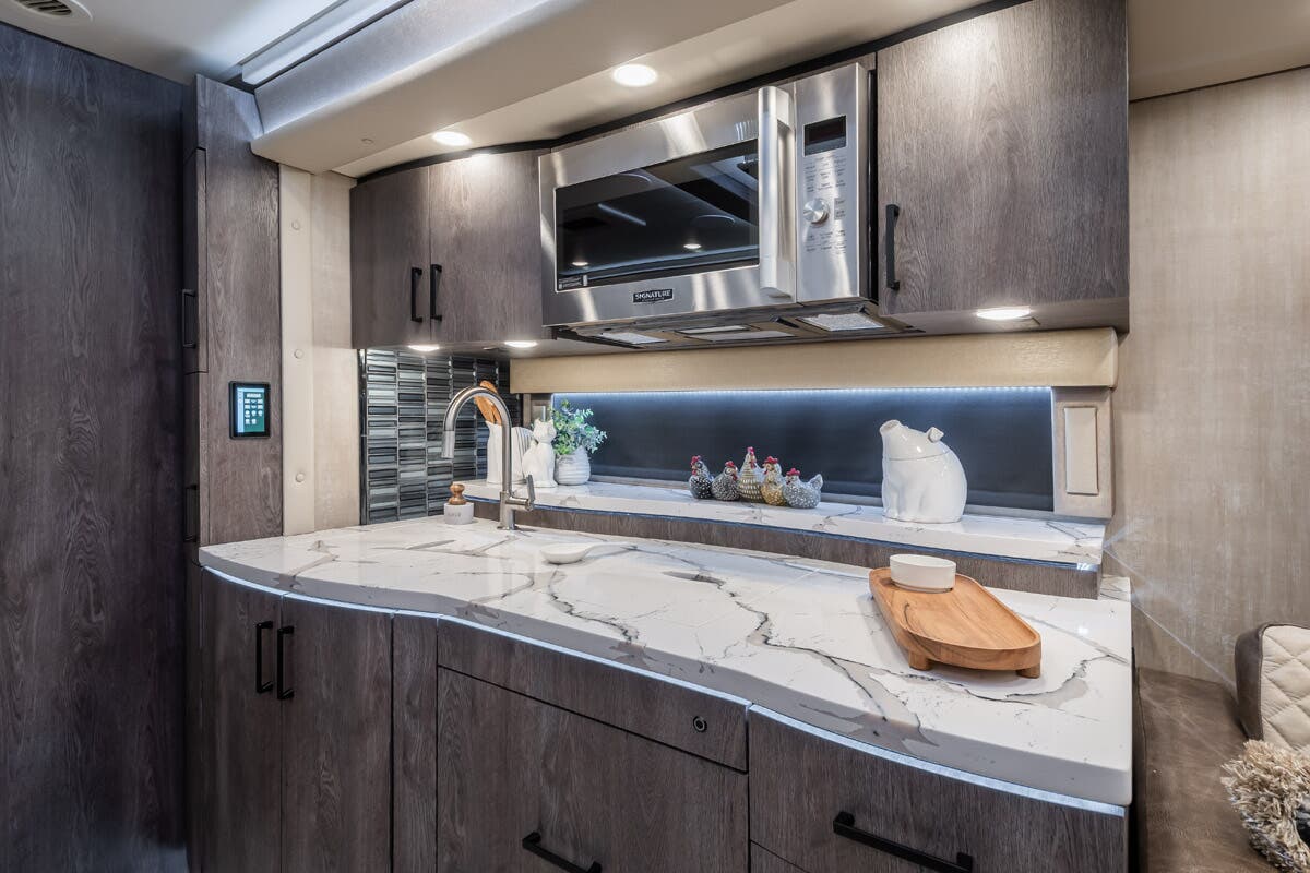 Bus-Stuff.com Class A Rv For Sale