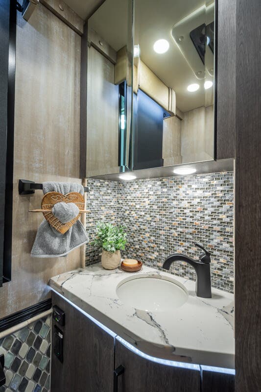 Bus-Stuff.com Class A Rv For Sale