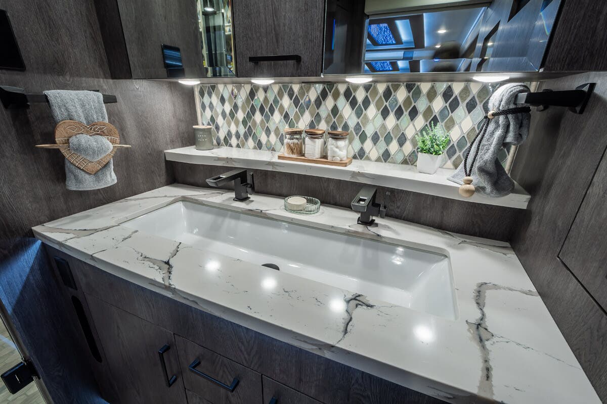 Bus-Stuff.com Class A Rv For Sale