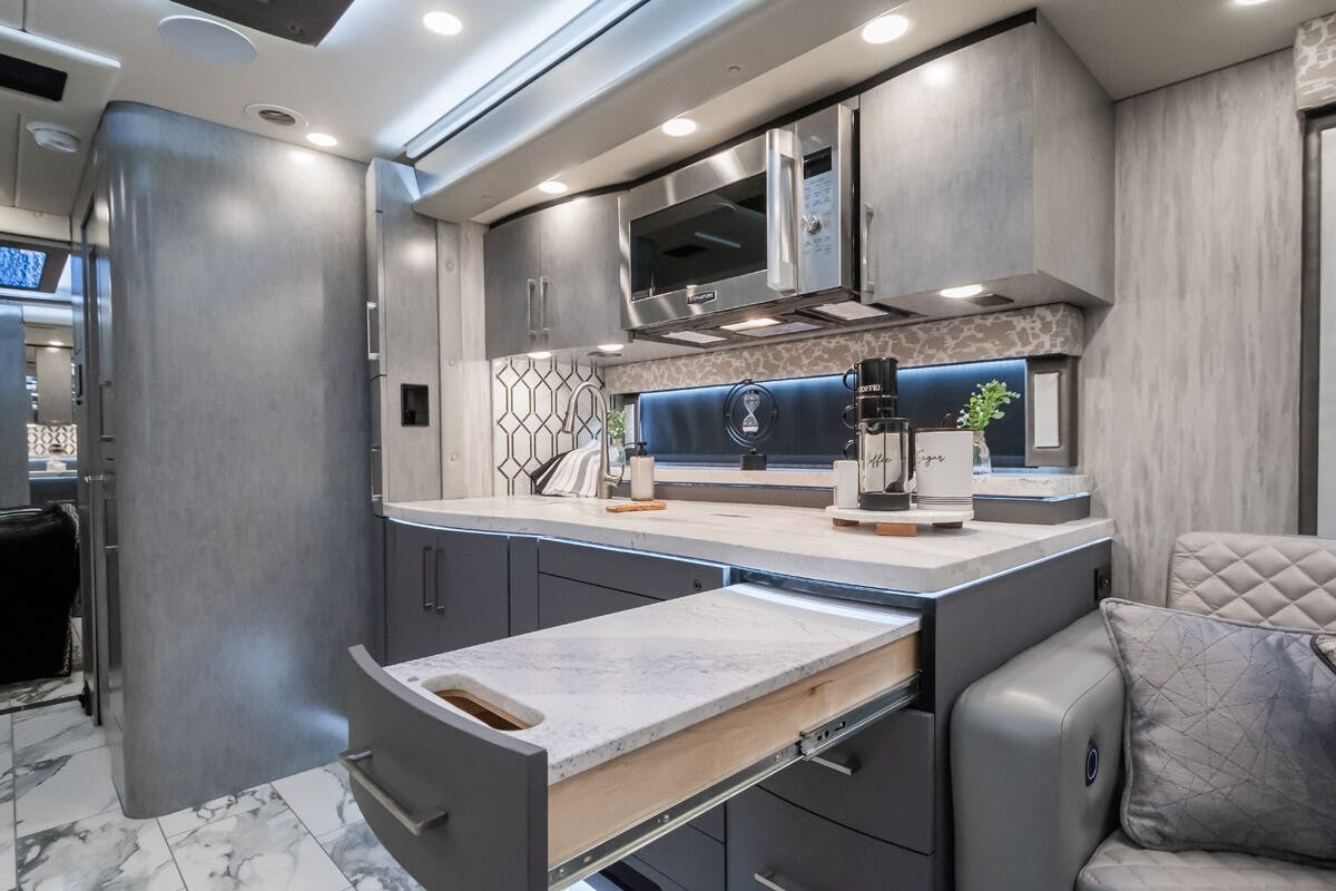 Bus-Stuff.com Class A Rv For Sale