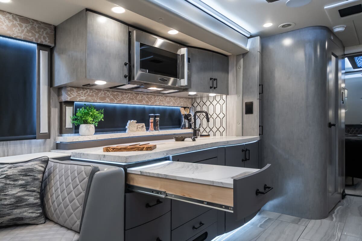 Bus-Stuff.com Class A Rv For Sale