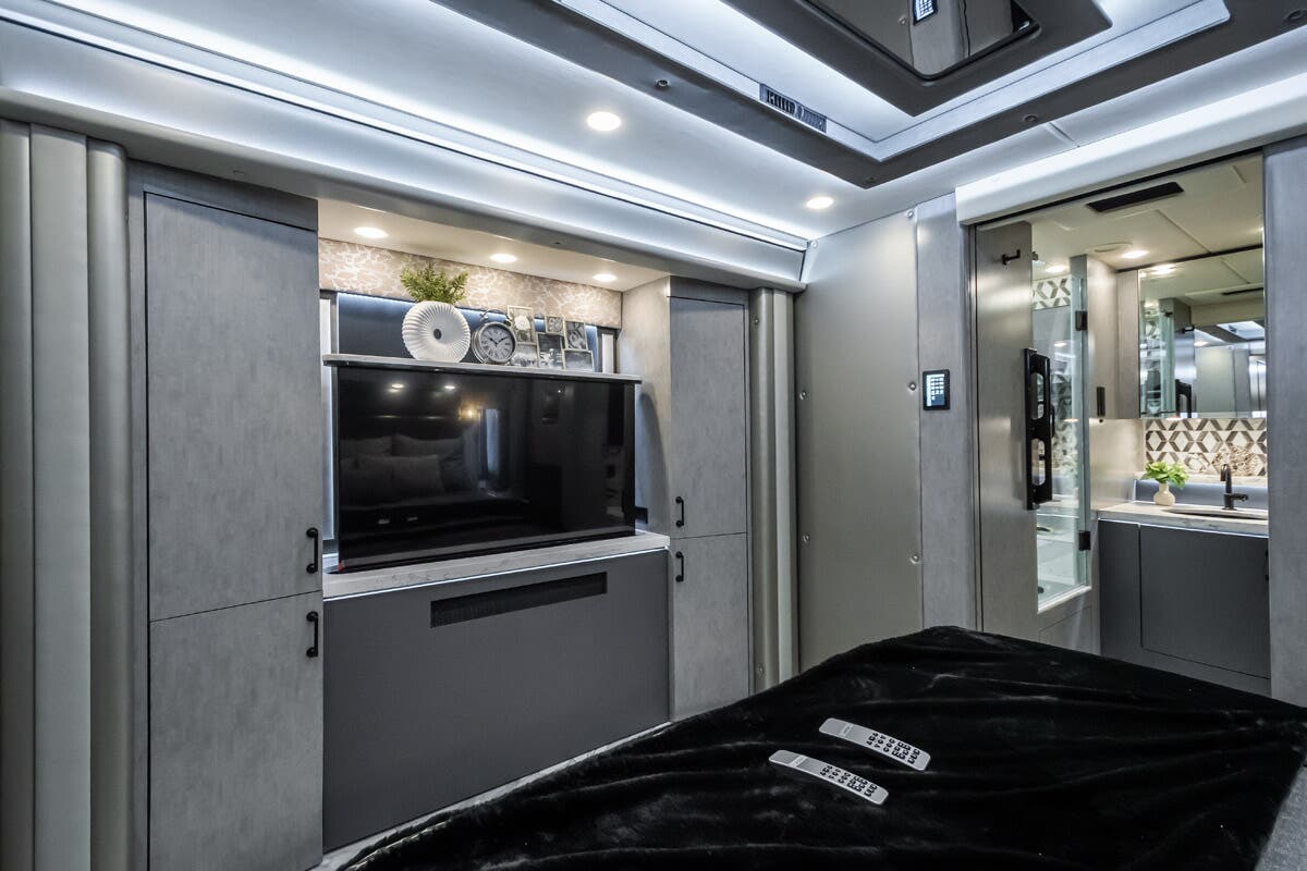 Bus-Stuff.com Class A Rv For Sale