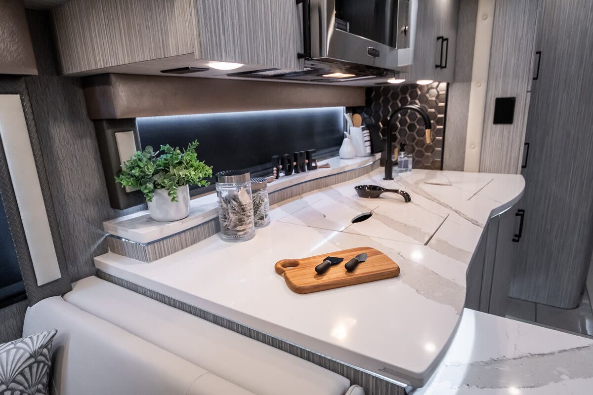 Bus-Stuff.com Class A Rv For Sale