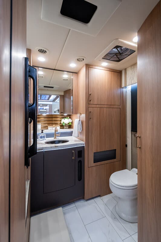 Bus-Stuff.com Class A Rv For Sale