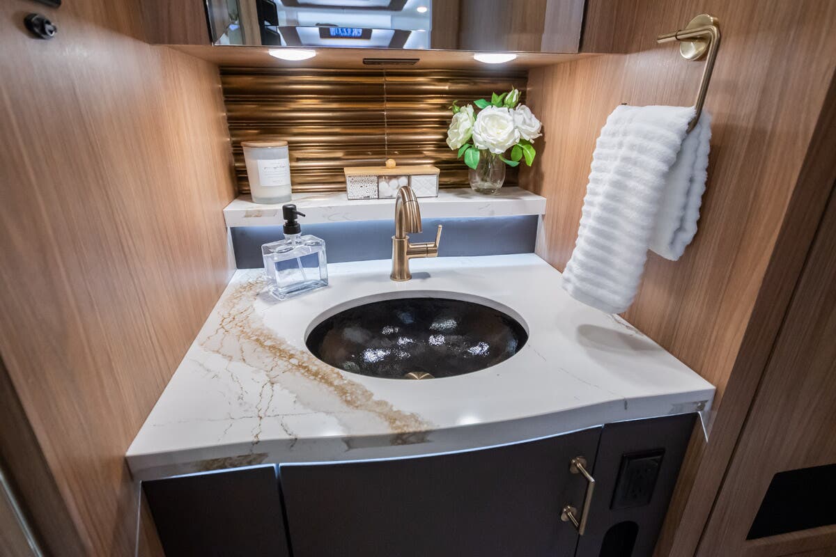 Bus-Stuff.com Class A Rv For Sale