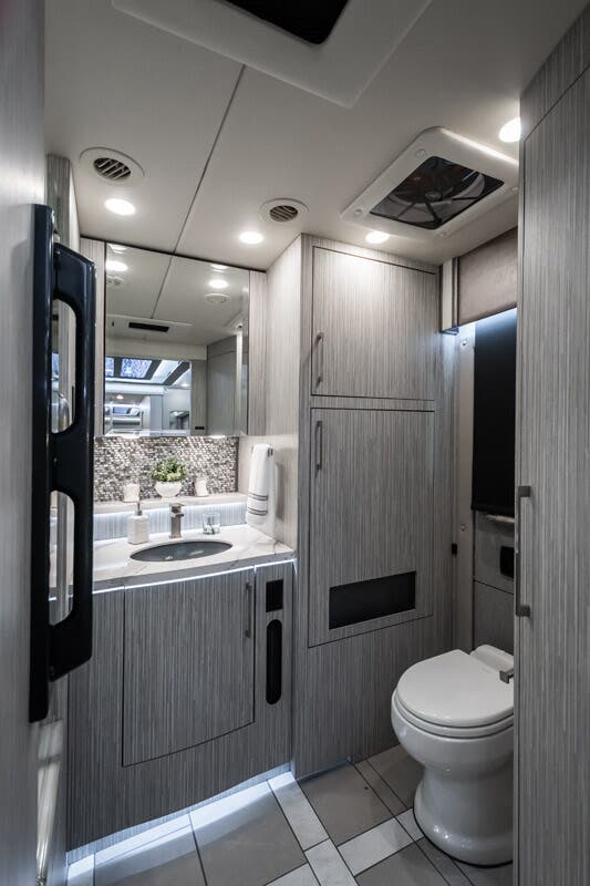 Bus-Stuff.com Class A Rv For Sale