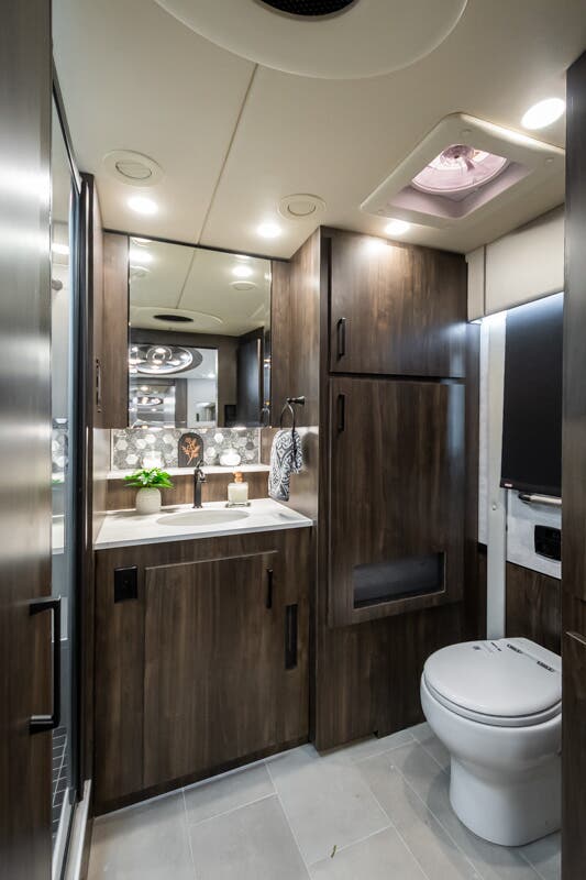 Bus-Stuff.com Class A Rv For Sale