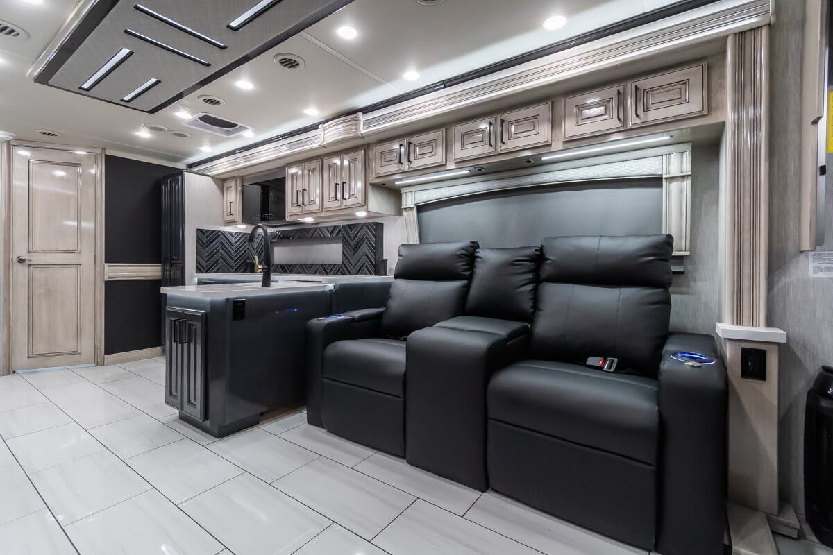 Bus-Stuff.com Class A Rv For Sale