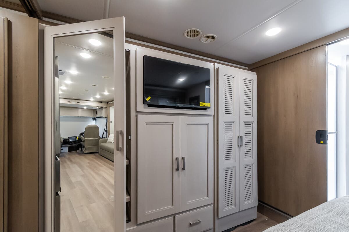 Bus-Stuff.com Class A Rv For Sale