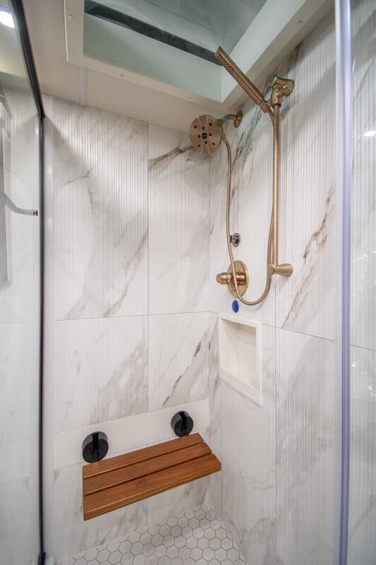 Bus-Stuff.com Class A Rv For Sale