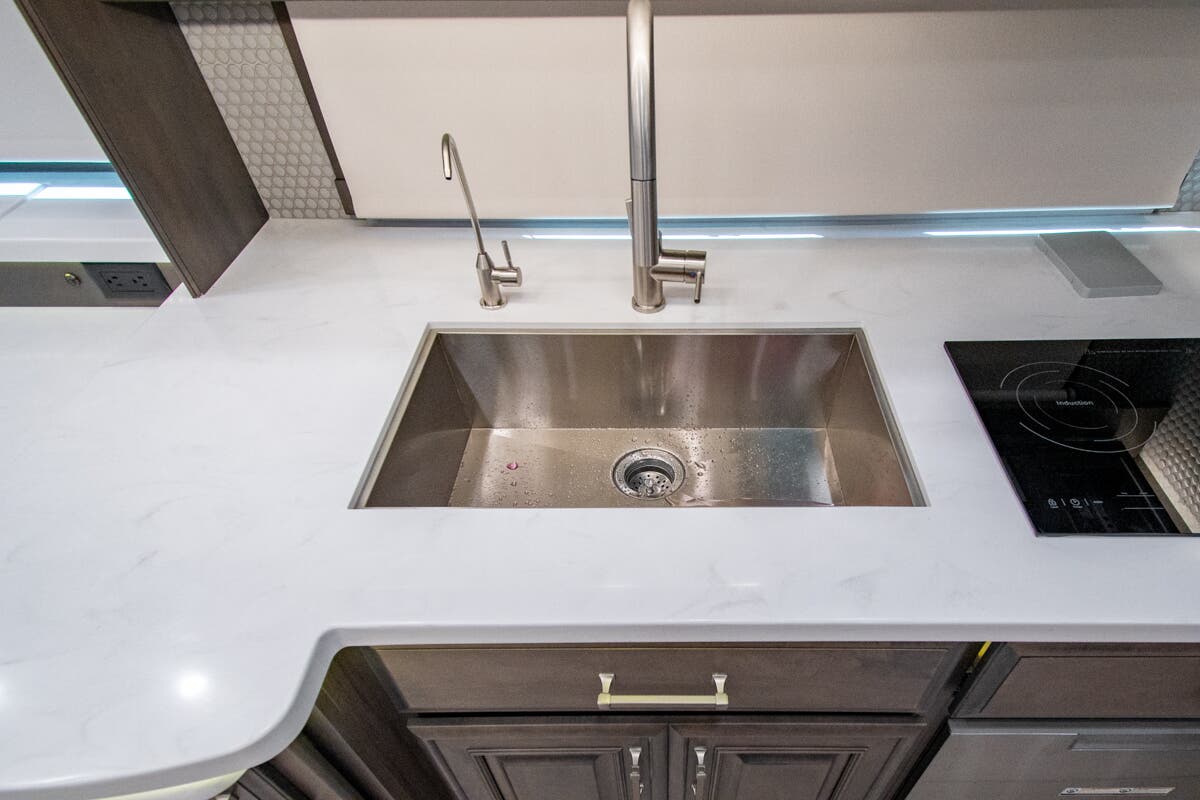 Bus-Stuff.com Class A Rv For Sale