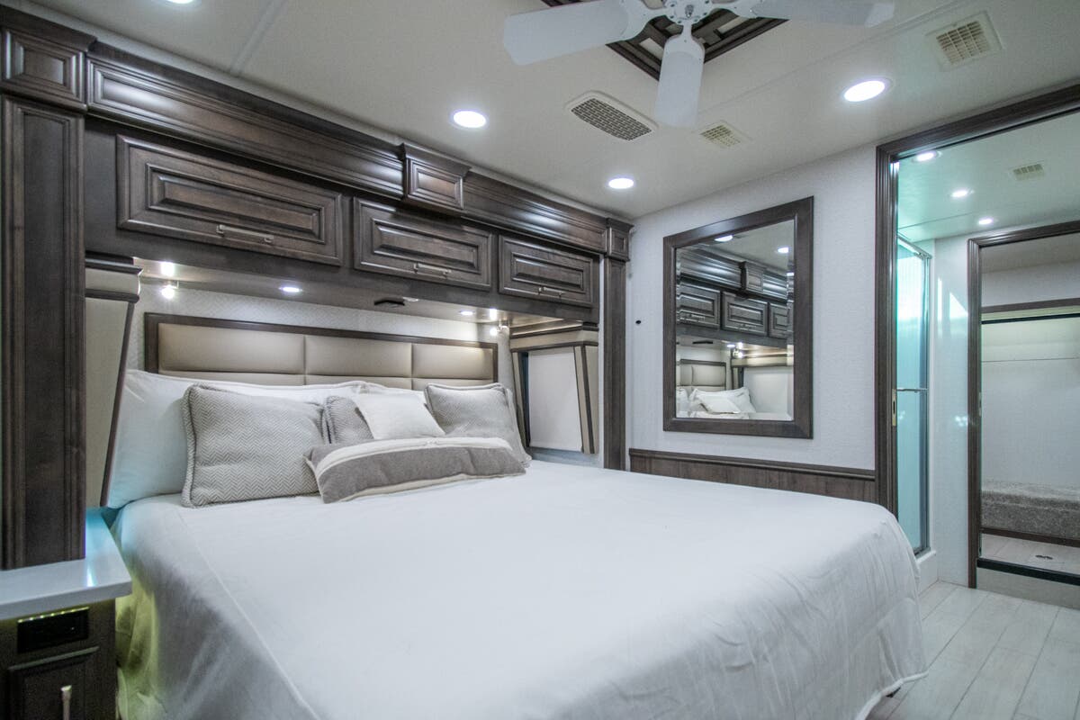 Bus-Stuff.com Class A Rv For Sale