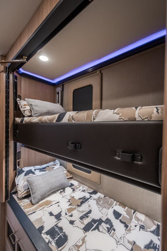 Bus-Stuff.com Class A Rv For Sale