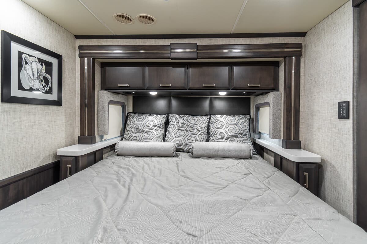 Bus-Stuff.com Class A Rv For Sale