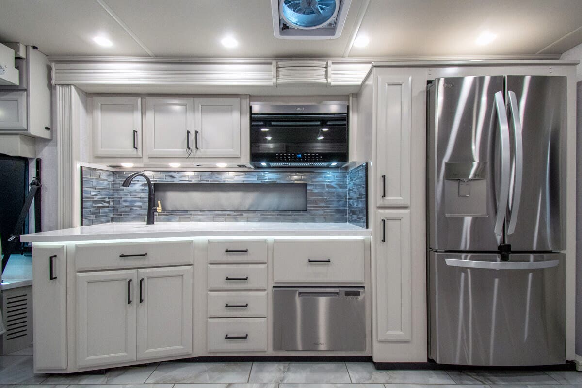 Bus-Stuff.com Class A Rv For Sale