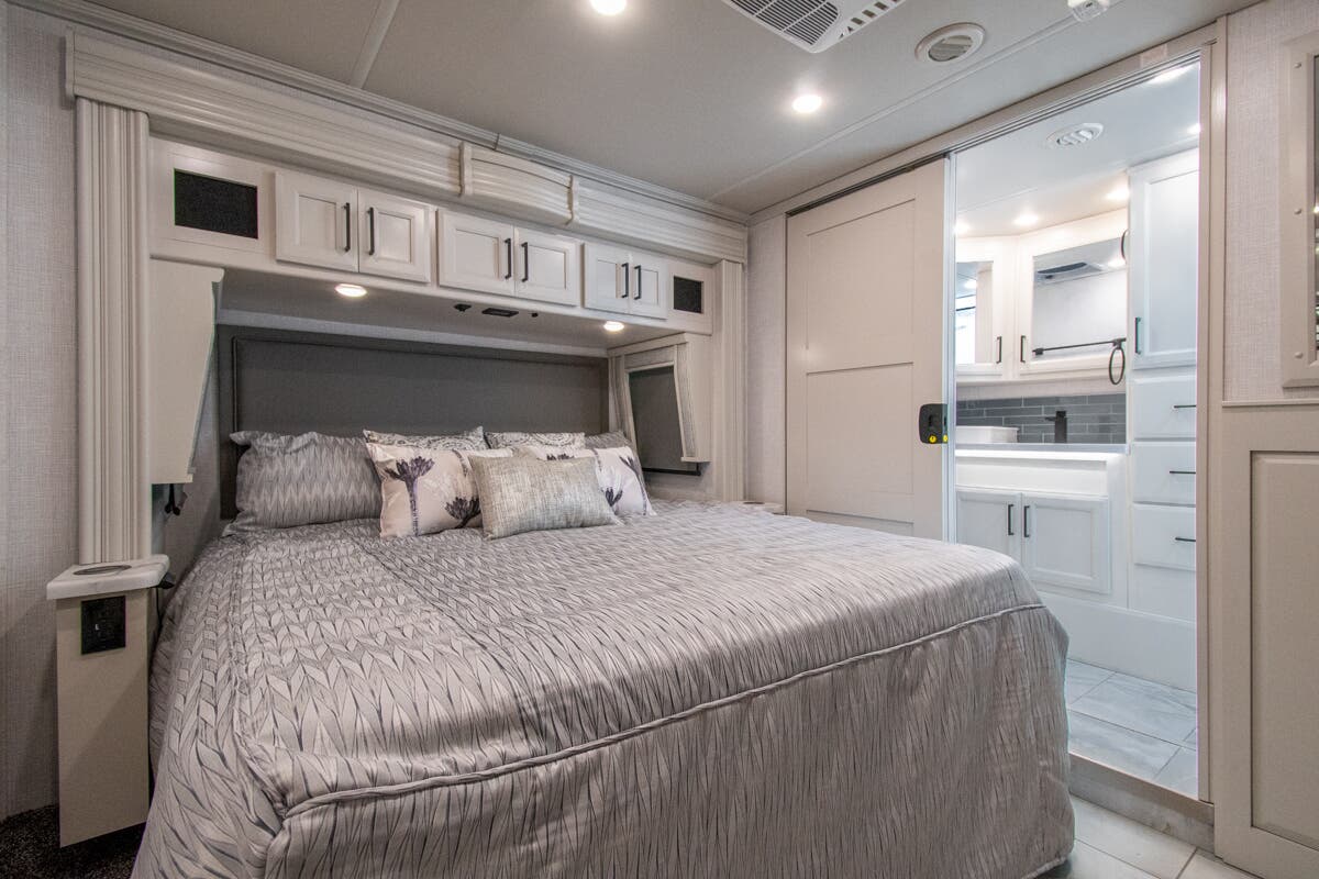 Bus-Stuff.com Class A Rv For Sale