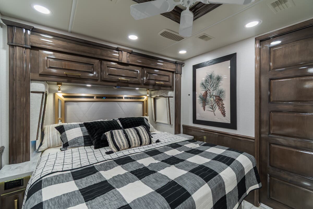 Bus-Stuff.com Class A Rv For Sale