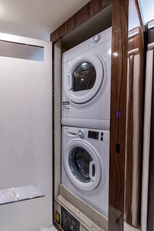 Bus-Stuff.com Class A Rv For Sale