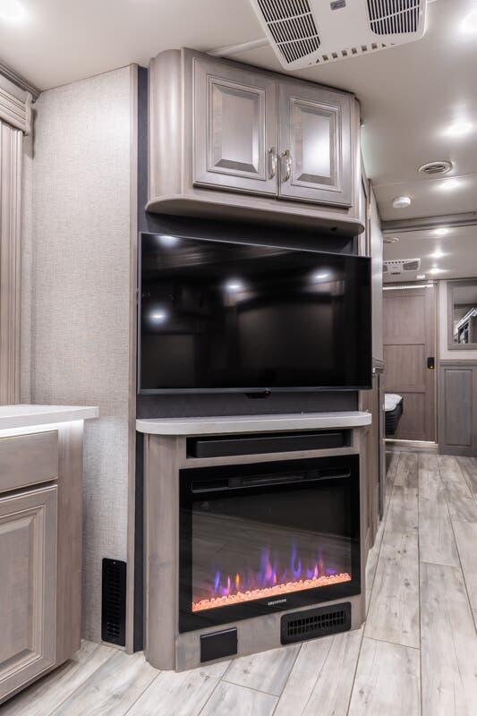 Bus-Stuff.com Class A Rv For Sale