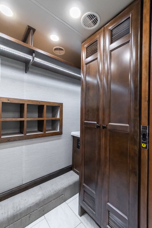 Bus-Stuff.com Class A Rv For Sale
