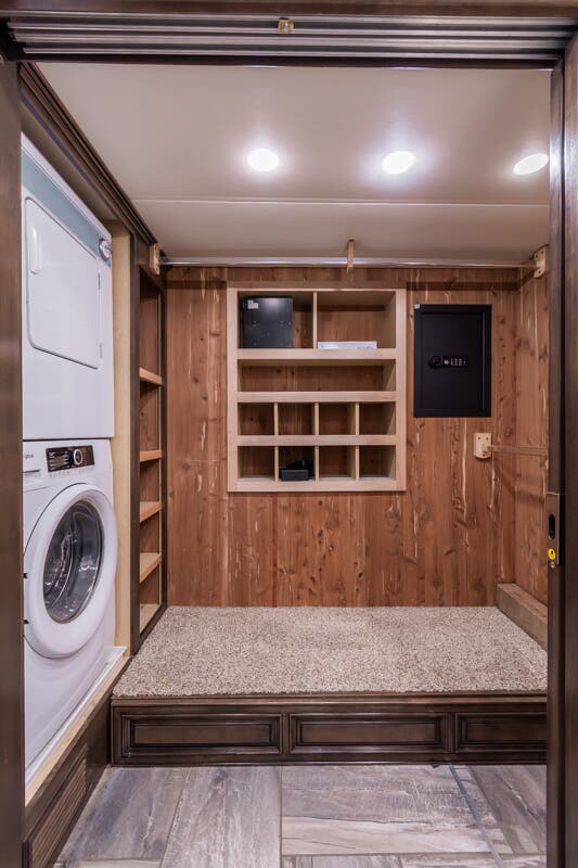 Bus-Stuff.com Class A Rv For Sale