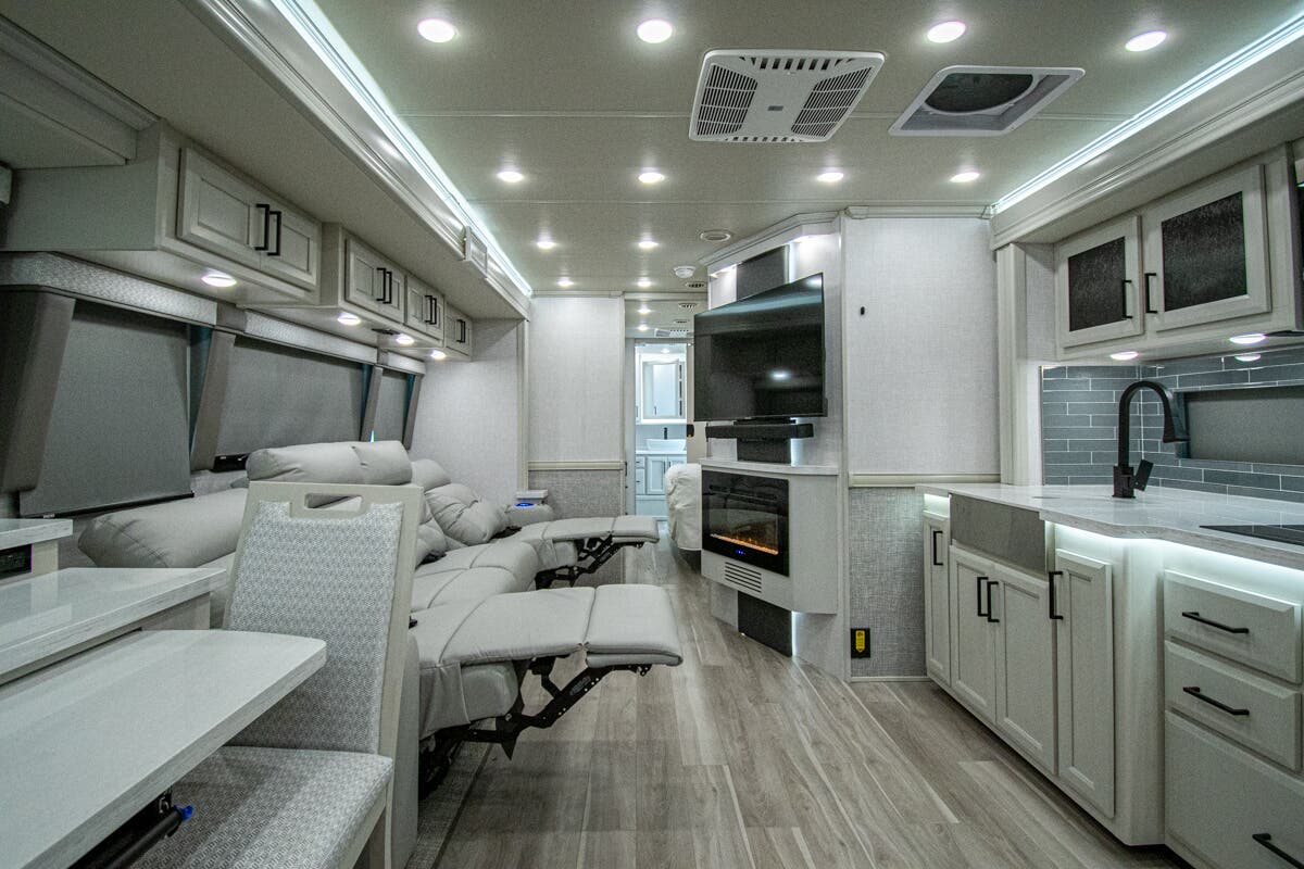 Bus-Stuff.com Class A Rv For Sale