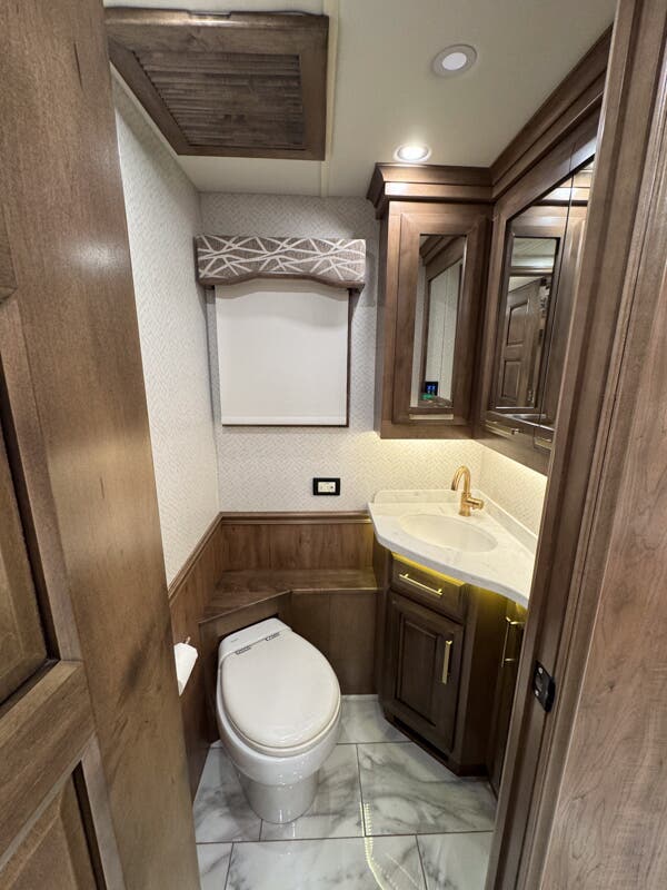 Bus-Stuff.com Class A Rv For Sale