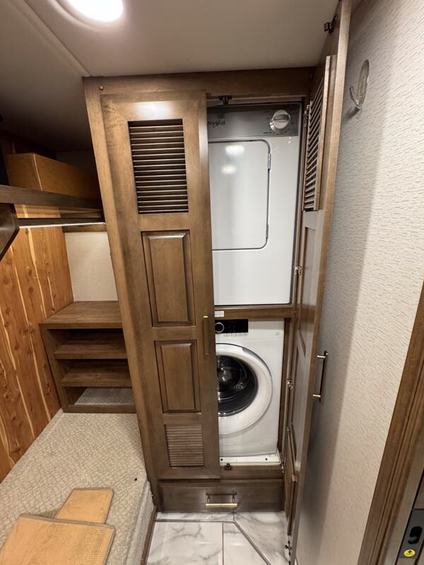 Bus-Stuff.com Class A Rv For Sale