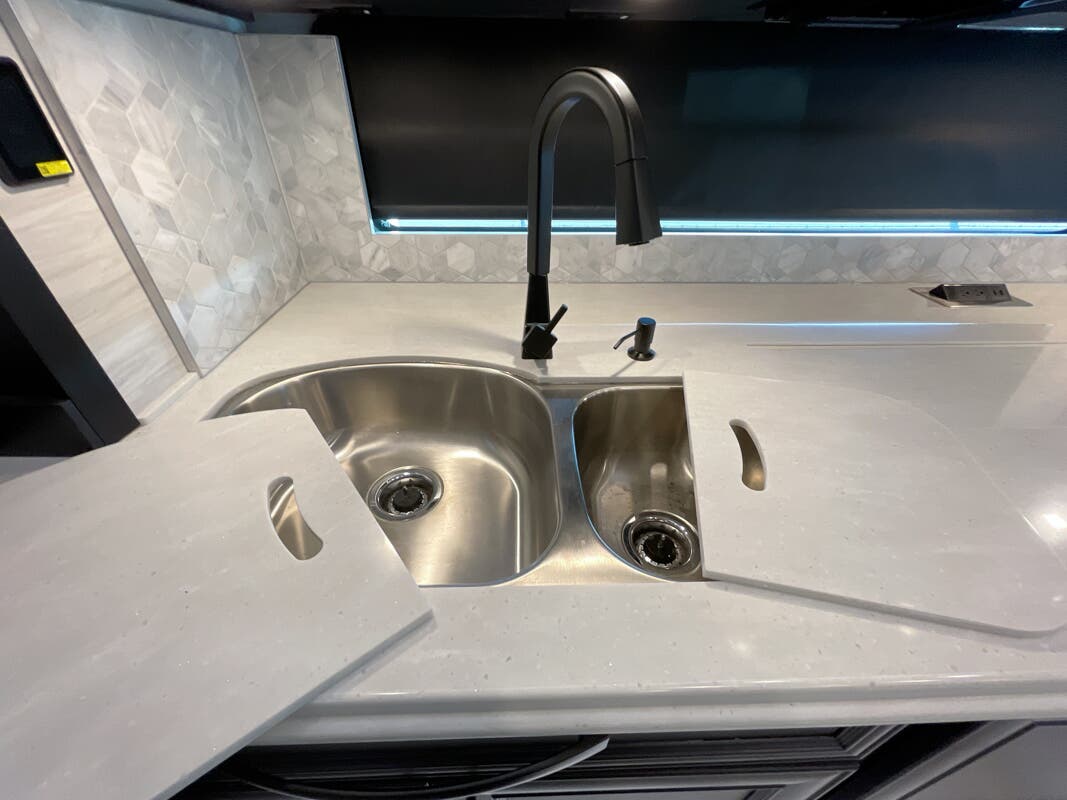 Bus-Stuff.com Class A Rv For Sale