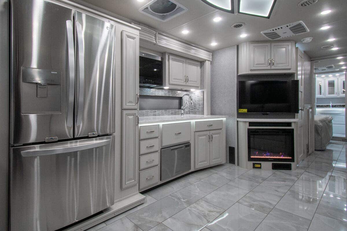 Bus-Stuff.com Class A Rv For Sale