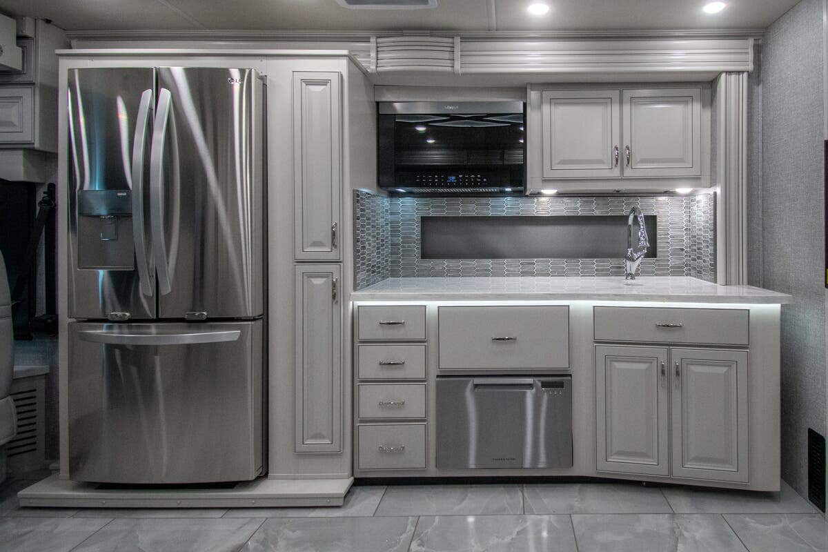 Bus-Stuff.com Class A Rv For Sale