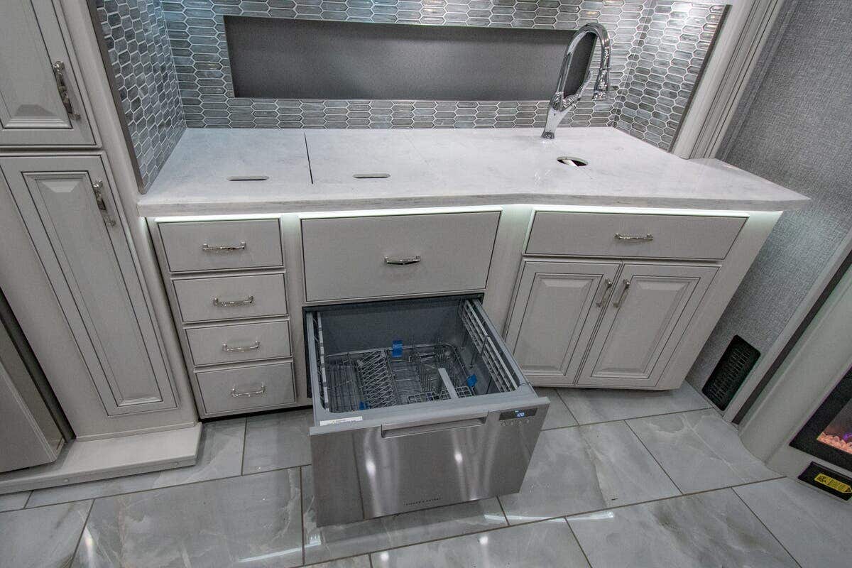 Bus-Stuff.com Class A Rv For Sale