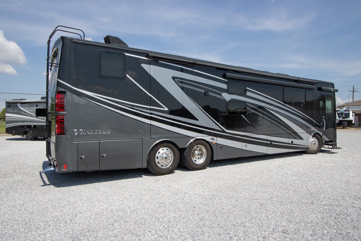 Bus-Stuff.com Class A Rv For Sale