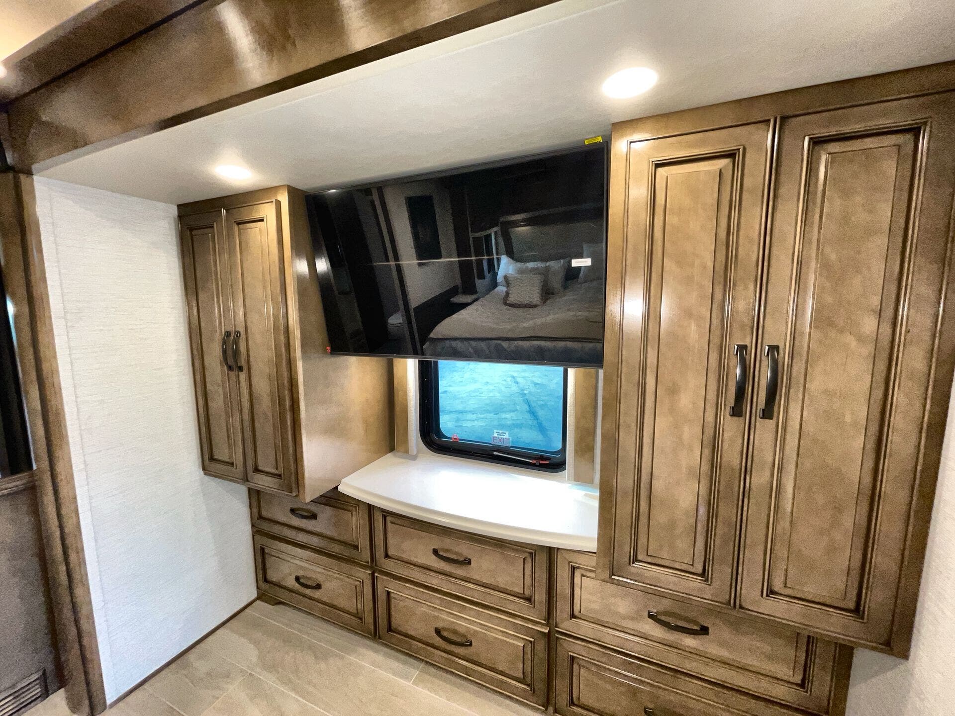 Bus-Stuff.com Class A Rv For Sale